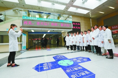北京日报.jpg 北京日报.jpg